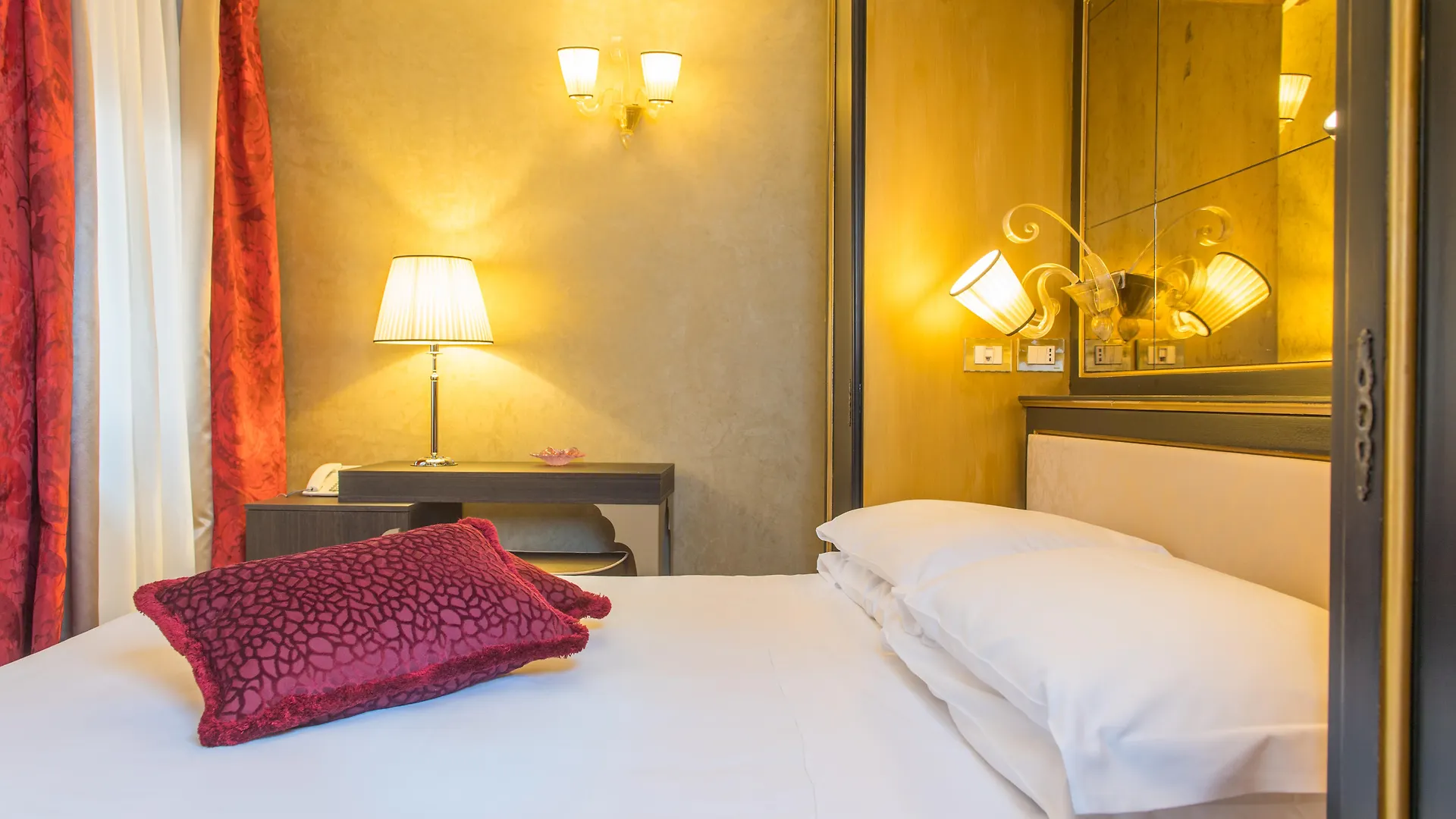 ונציה Hotel Campiello 3*,  איטליה
