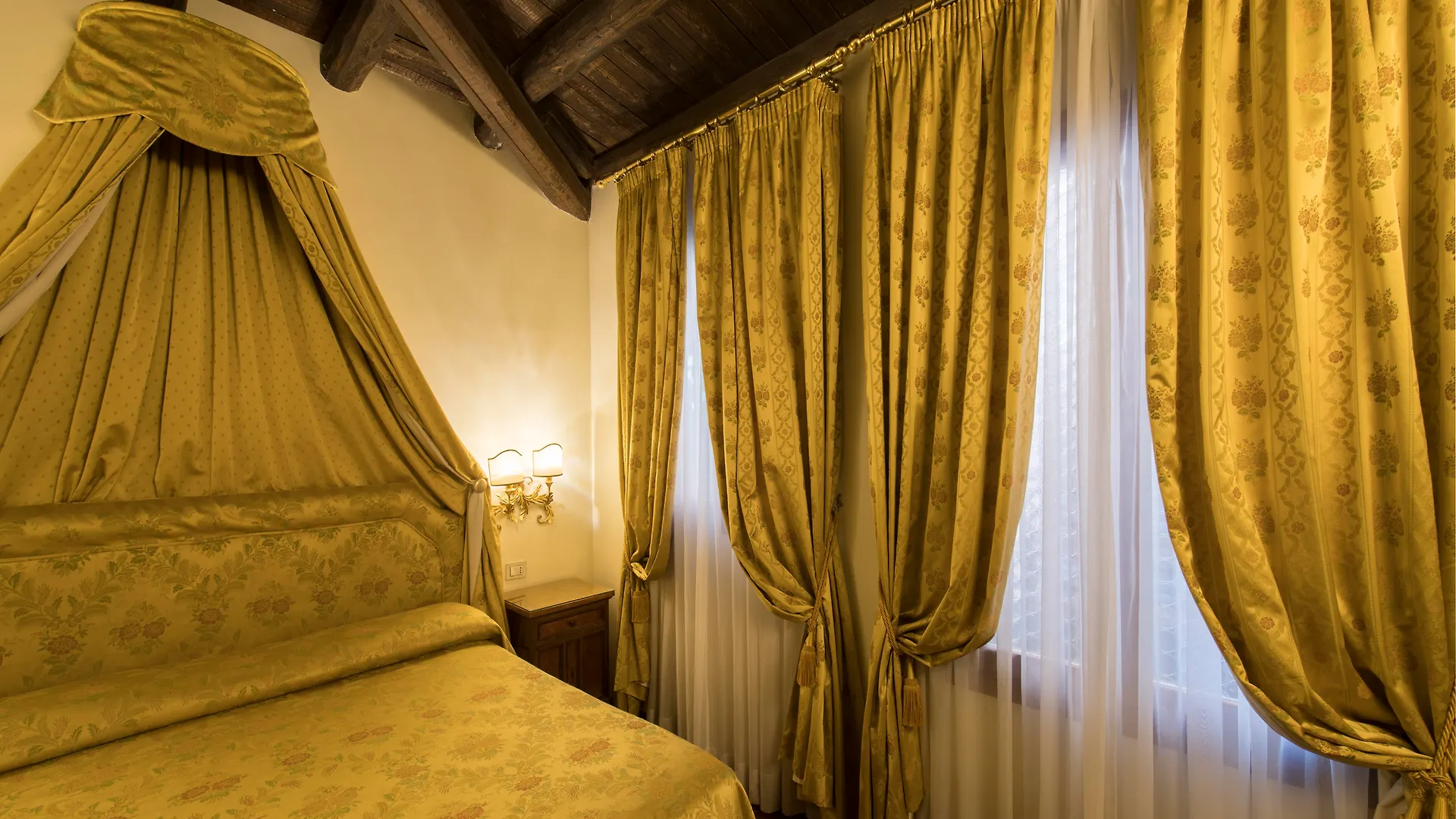 ***  ונציה Hotel Campiello איטליה